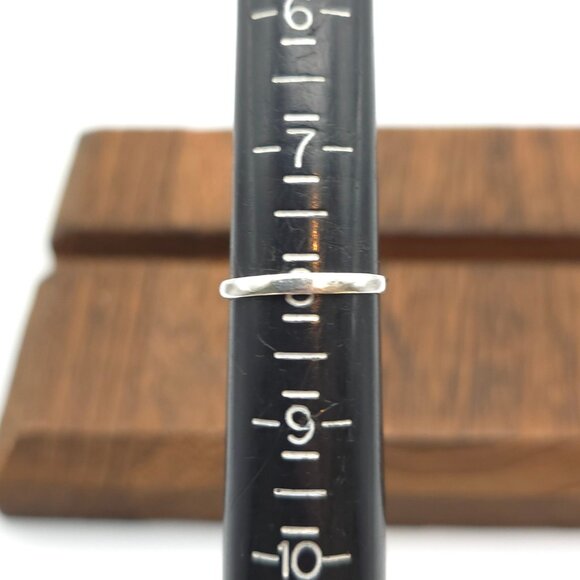 Size 8 925 Sterling Silver Simple Red Glass Celtic Ring - Picture 5 of 7